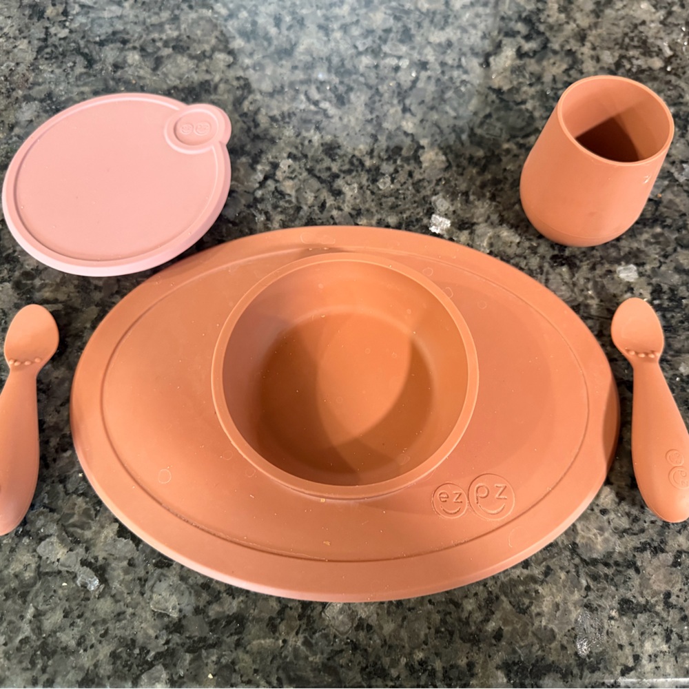 EZPZ First Foods Feeding Set in Terracotta